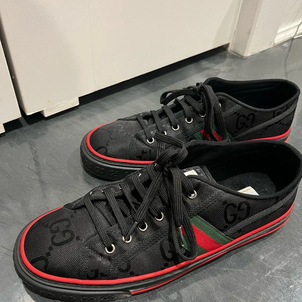 Gucci Men's Black Tennis Sneakers - Picture 10 of 11